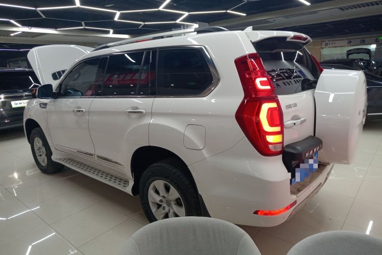 Used Haval H9 2016 2.0T Four-Wheel Drive Elite Version 5 Seats
