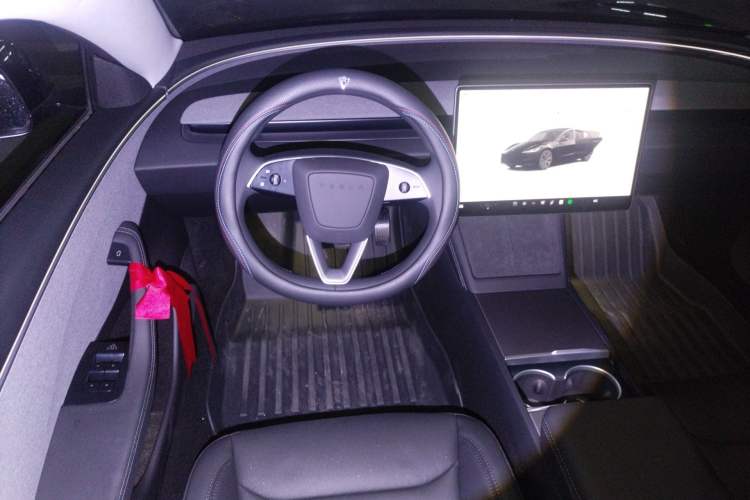 Used Tesla Model 3 2025 Model Revised Rear-Wheel-Drive Version
