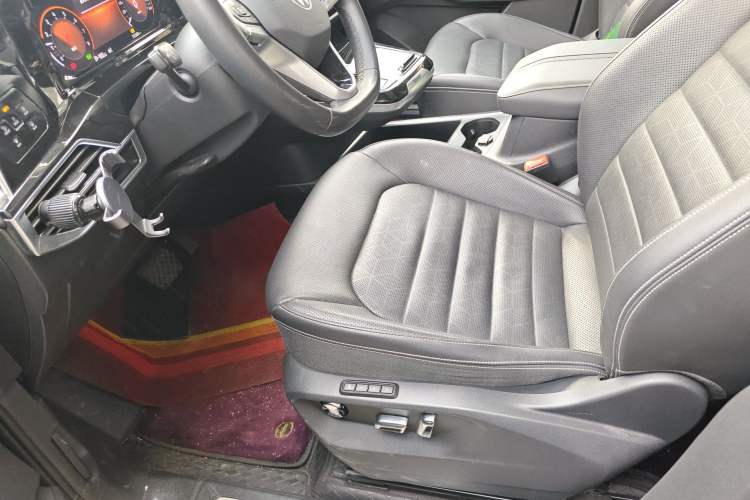 Used Volkswagen Talagon 2023 Facelift 380TSI All-Wheel-Drive Luxury Jiajing Pro 6-Seater Left Front Seat