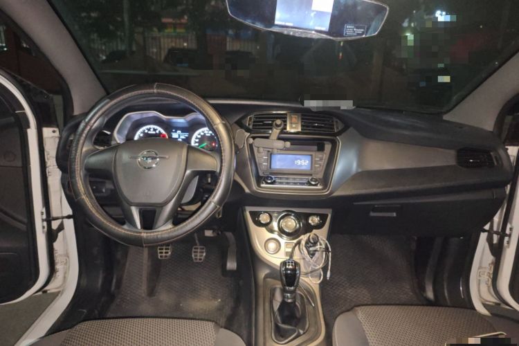 Used Haima M3 2016 1.5L Manual Comfort Model with Sunroof