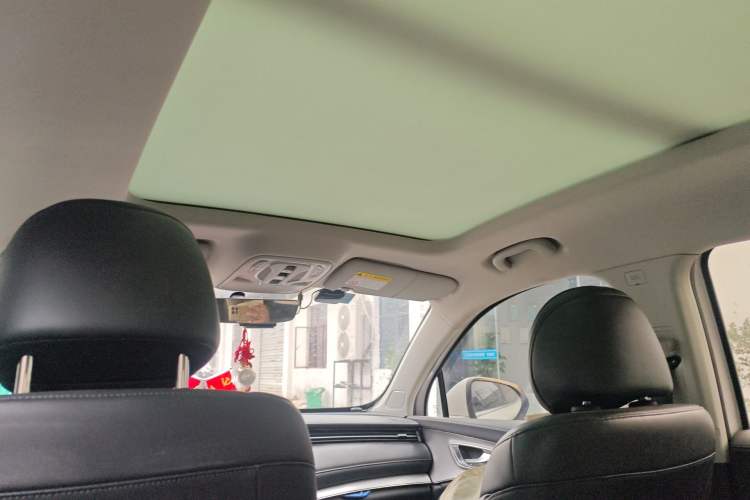 Used Roewe RX5 MAX 2019 400TGI Automatic 4G Connect Luxury Edition