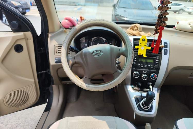 Used Hyundai Tucson 2013 2.0L Manual Two-Wheel Drive Fashion Edition
