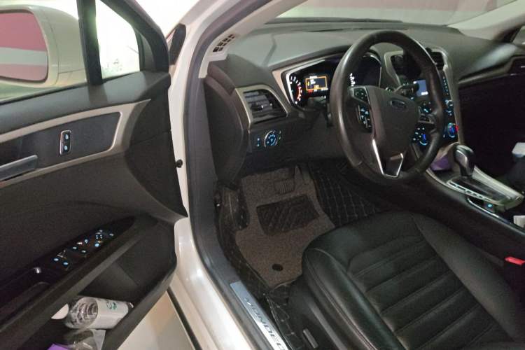 Used Ford Mondeo 2013 2.0L GTDi 200 Fashion Edition