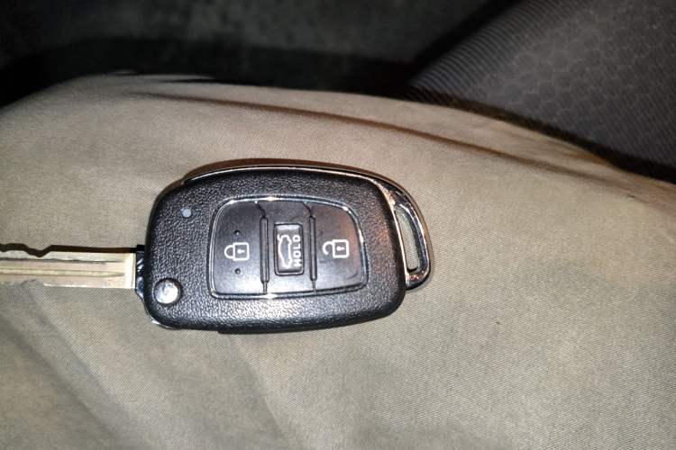 Used Hyundai Elantra (6th Generation / Lingdong) 2016 1.6L Automatic ZhiXuan – Elite Version