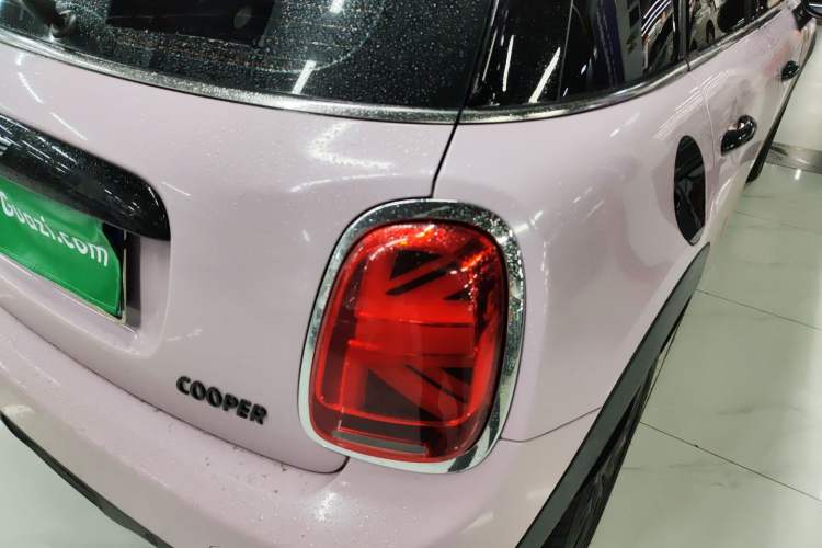 Used MINI MINI 2019 1.5T COOPER Classic Edition Five-Door Version