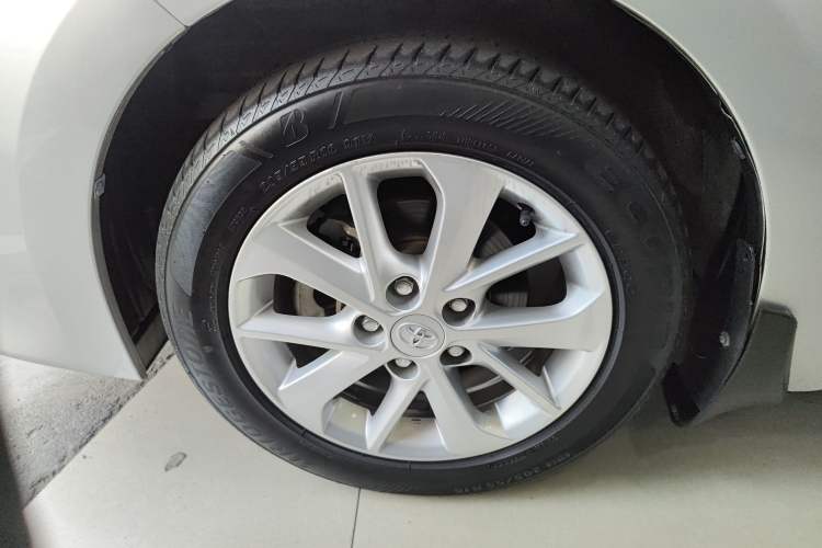 Used Toyota Corolla 2014 1.8L CVT GLX-i