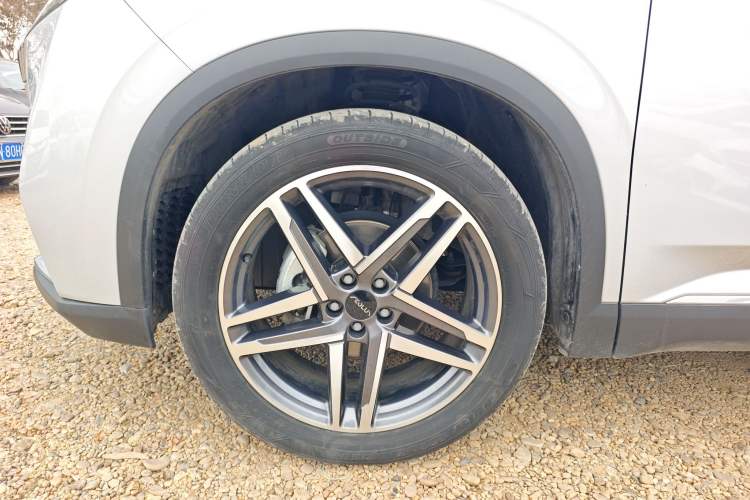 Used Dongfeng Aeolus Mage 2023 DH-i 1.5T Prestige Edition