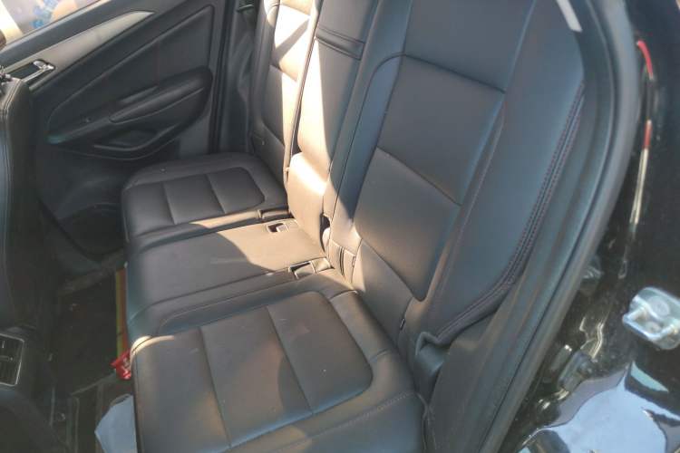 Used CHANGAN CS75 2016 1.8T Automatic Elite Model China V Standard Left Rear Seat