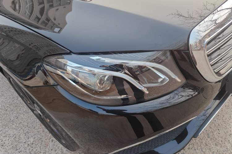 Used Mercedes-Benz E-Class 2020 E 300 L Sporty and Stylish Model