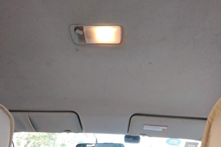 Used Nissan Livina 2013 1.6XE Manual Comfort Edition
