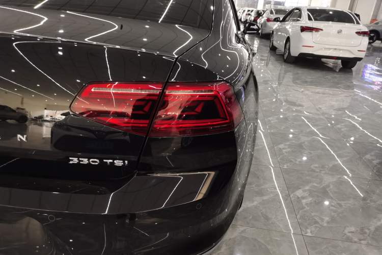 Used Volkswagen Magotan 2020 330TSI DSG Leading Model