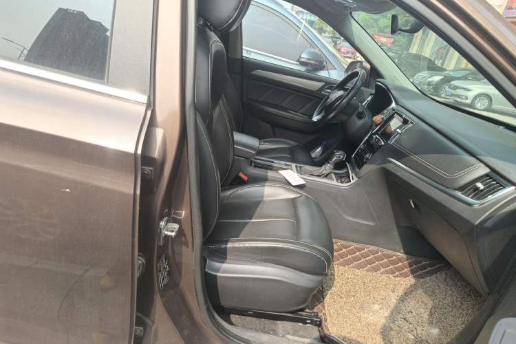 Used Roewe RX5 2016 20T Two-Wheel Drive Automatic Flagship Edition
