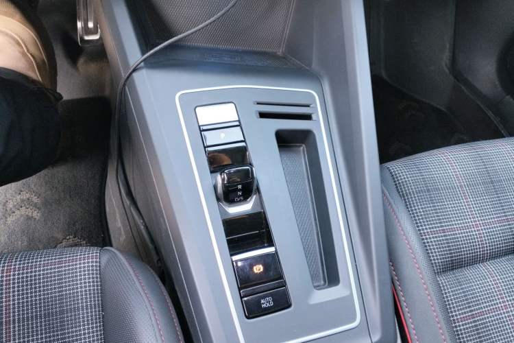 Used Volkswagen Golf GTI 2023 380TSI DSG GTI Gear Lever