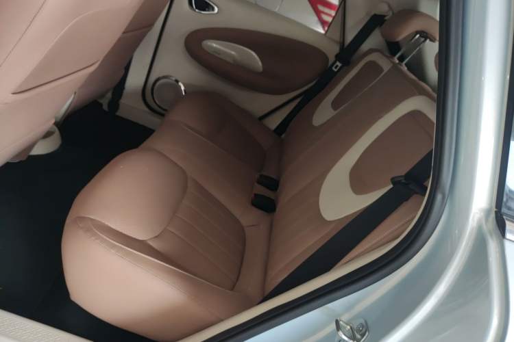 Used Wuling Bingo 2025 410 km Lingxi Deluxe Edition Left Rear Seat