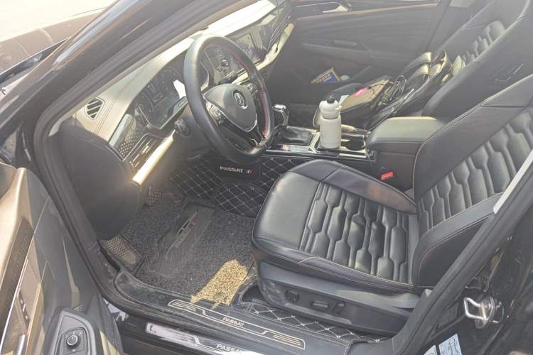 Used Volkswagen Passat 2019 330TSI Elite Edition China VI