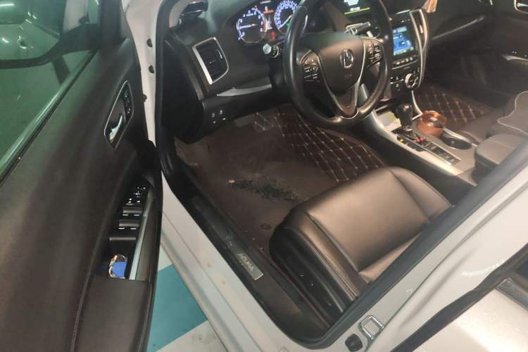 Used Acura TLX-L 2018 2.4L Comfort Edition