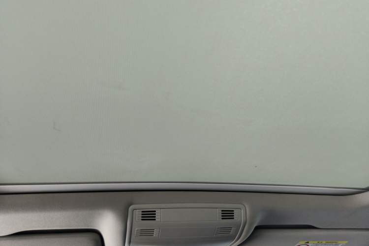 Used Volkswagen Magotan 2019 330TSI DSG Luxury Version China VI Standard Headliner