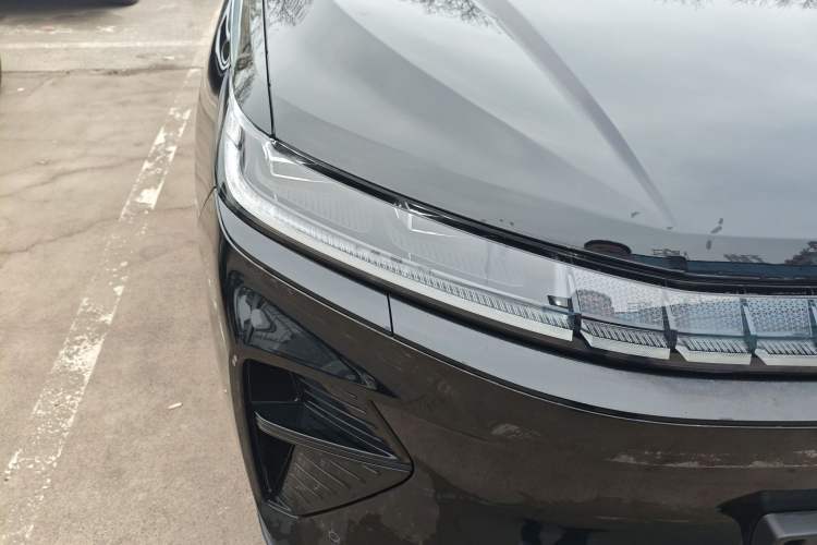 Used Haval Fierce Dragon Max 2025 Hi4 110 Plus Smart Drive Edition Right Front Headlight