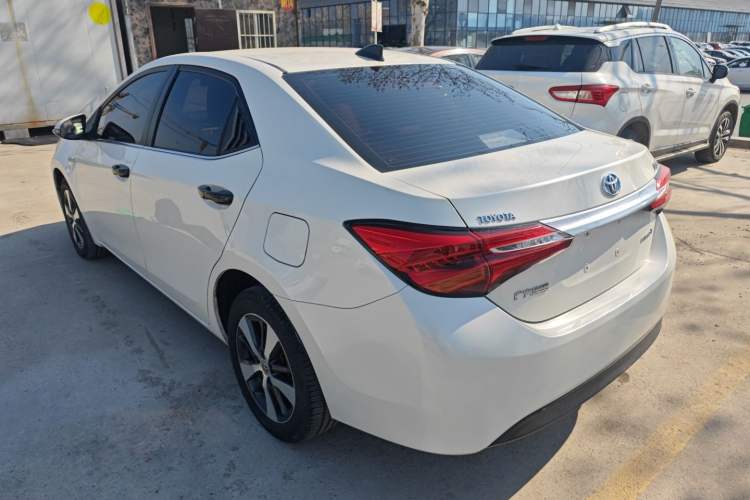 Used Toyota Levin 2016 Dual-Engine 1.8H V E-CVT Luxury Edition
