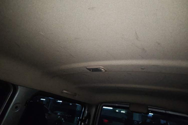 Used Wuling Rongguang 2014 1.2L S Base Model