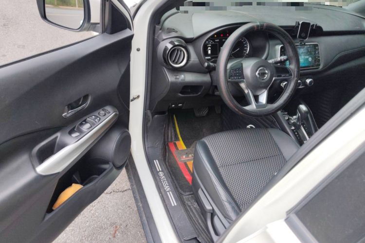 Used Nissan Kicks 2018 1.5L CVT Smart Connect Luxury Edition
