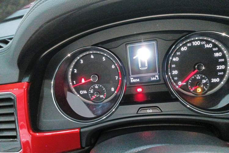 Used Volkswagen Teramont 2017 330TSI Two-Wheel-Drive Luxury Edition Instrument Cluster