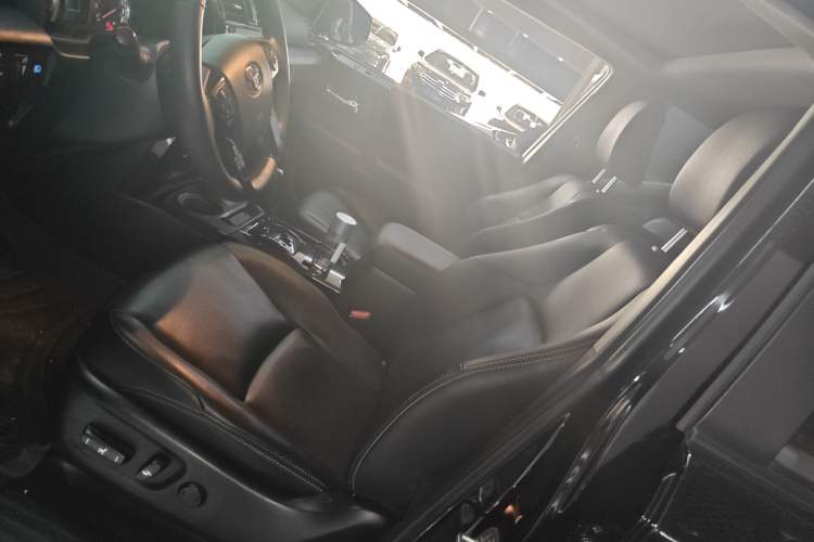 Used Toyota 4Runner 2018 4.0L Parallel Import