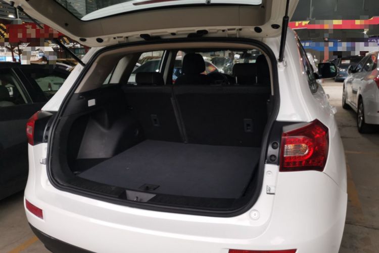 Used Zotye T600 2016 1.5T Manual Elite Edition Trunk