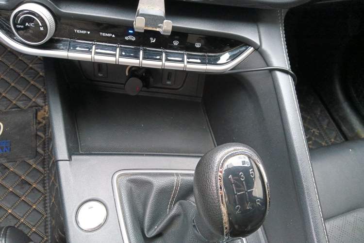 Used CHANGAN Eado 2020 PLUS 1.6L GDI Manual Elite Model