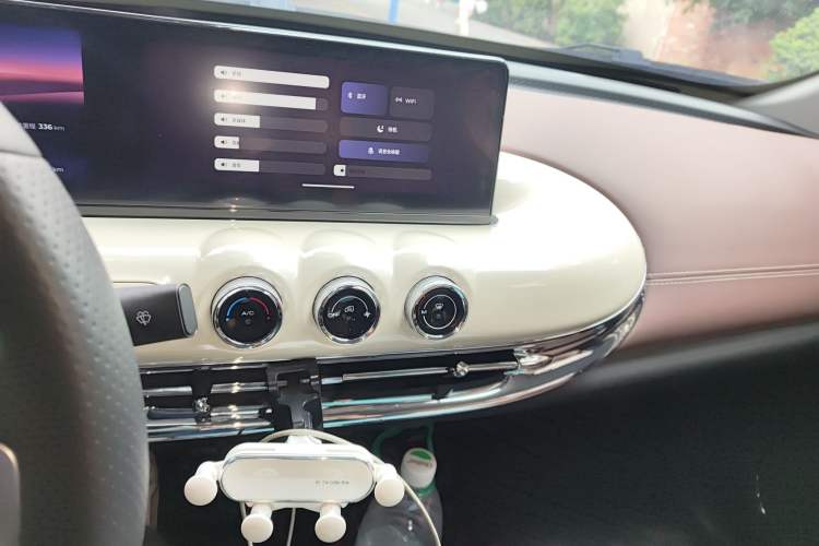 Used Wuling Bingo 2023 410 km Lingxi Deluxe Edition
