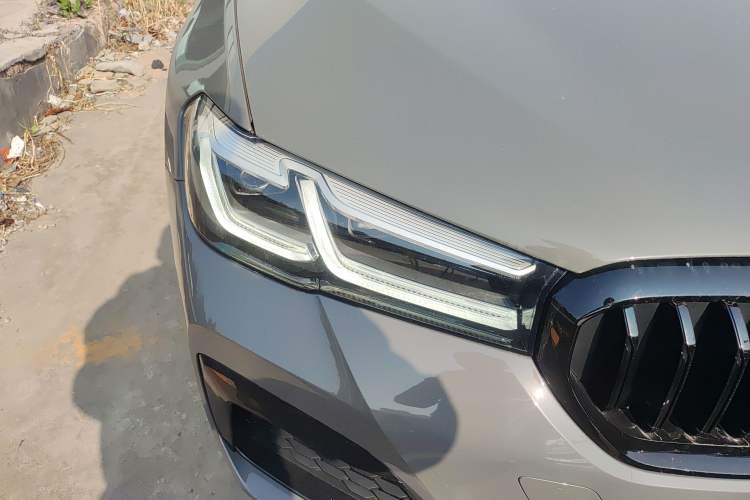 Used BMW 5 Series 2021 530i M Sport Package Right Front Headlight