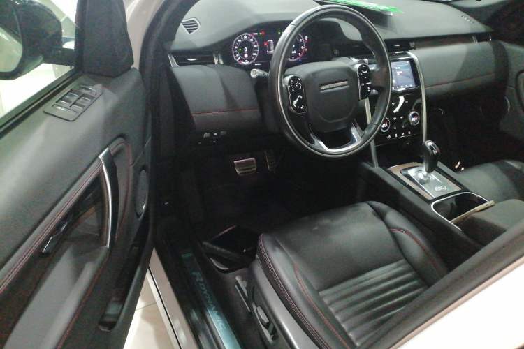 Used Land Rover Discovery Sport 2020 249 PS R-Dynamic Performance Edition
