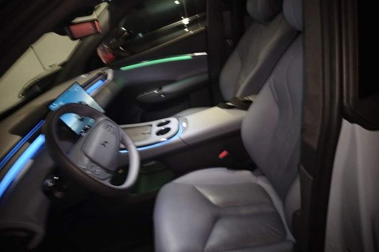 Used XPeng G7 2025 Model—702 Ultra Long Range Left Front Seat
