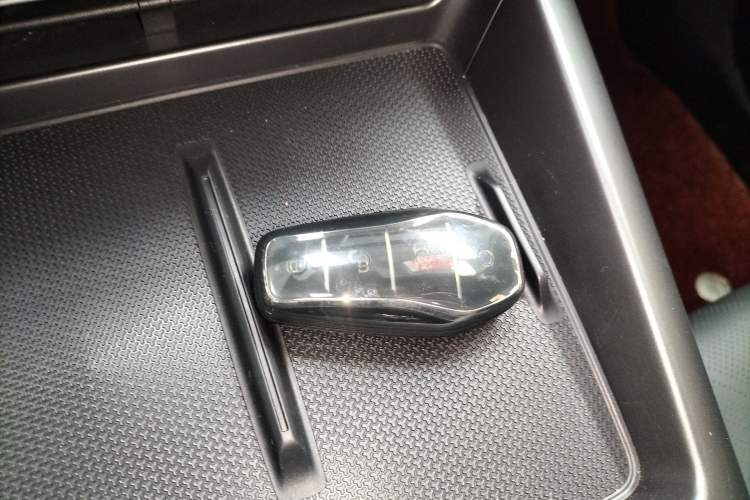 Used BYD Qin PLUS 2025 DM-i Smart Drive 55KM Beyond Model
