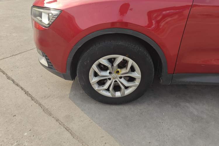 Used BORGWARD BX5 2017 20TGDI Automatic Two-Wheel Drive New Edition
