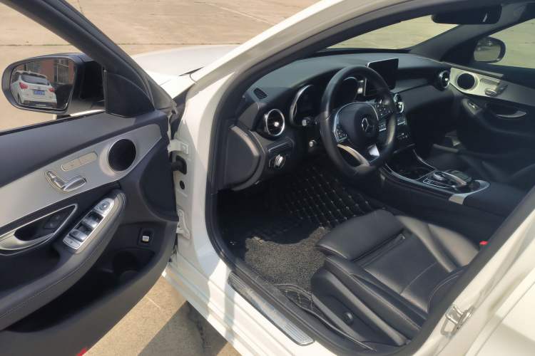 Used Mercedes-Benz C-Class 2015 C 200 Sport Edition 4MATIC