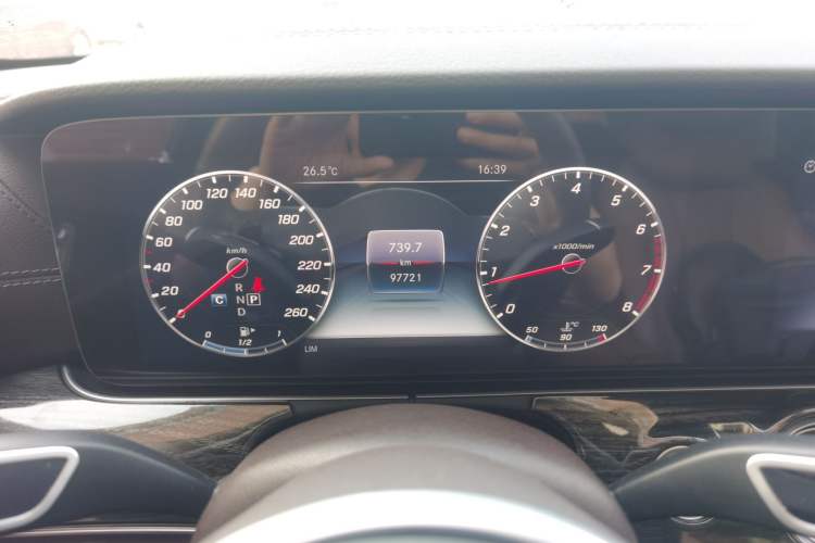 Used Mercedes-Benz E-Class 2019 Facelifted E 300 L Stylish Version Instrument Cluster