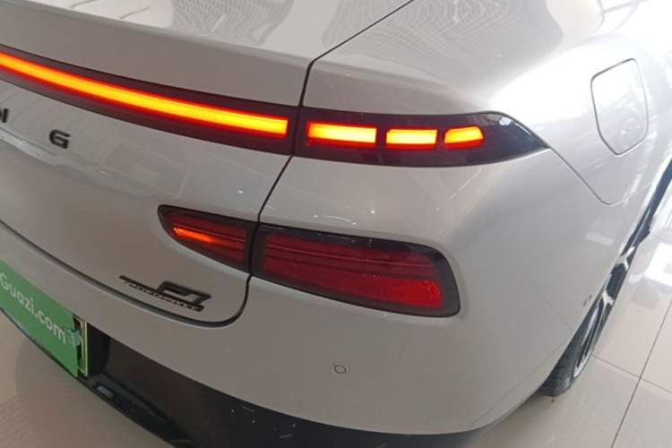 Used XPeng P7 2023 P7i 610 Max Performance Edition
