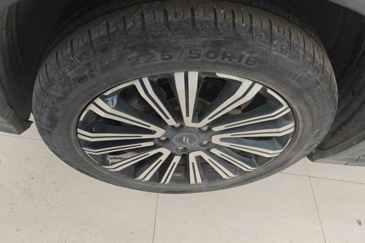 Used Oshan X5 2021 1.5T DCT Prestige Edition
