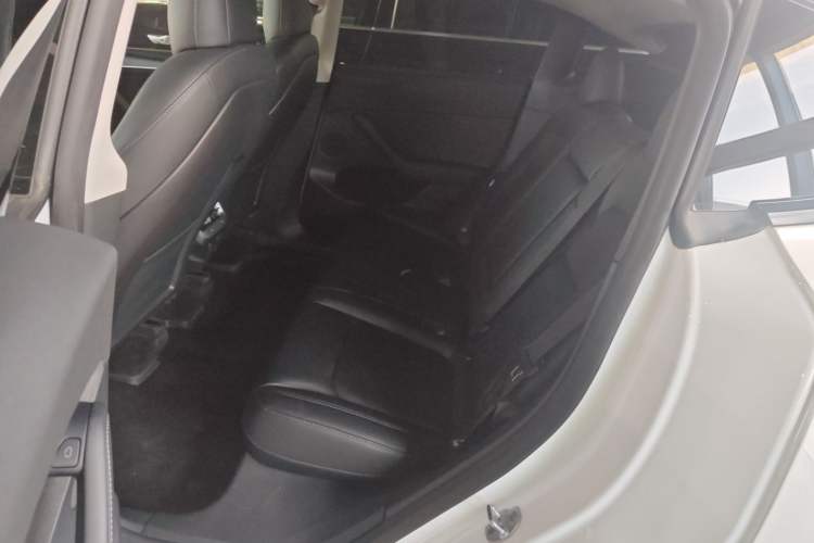 Used Tesla Model Y 2022 Rear-Wheel-Drive Version
