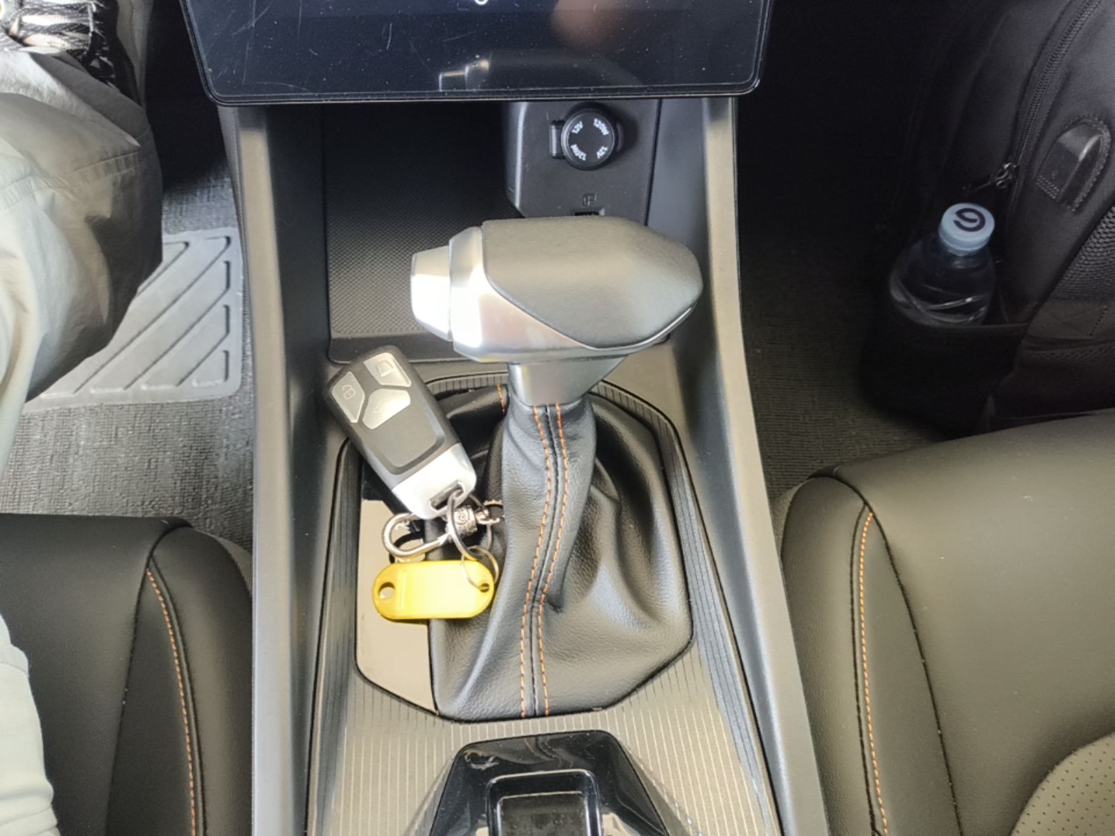 Dongfeng Aeolus Yixuan 2025 1.5L Automatic Luxury Version - Luxury — снимка 16