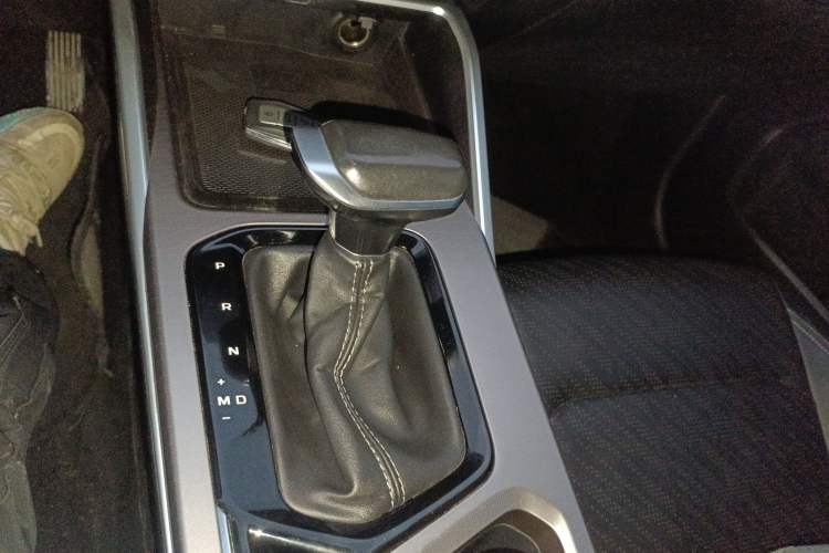 Used Geely Auto Emgrand 2022 4th Generation 1.5L CVT Luxury Model
