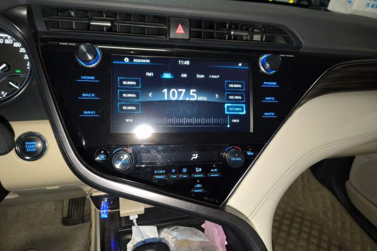 Used Toyota Camry 2019 2.5G Luxury Edition China VI Standard Audio And AC Panel