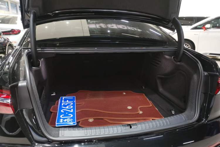 Used Audi A6L 2025 45 TFSI Prestige Dynamic Edition
