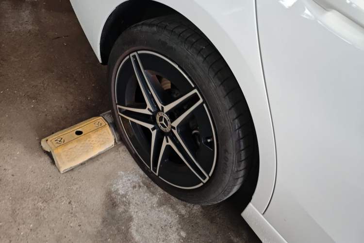 Used Mercedes-Benz C-Class 2025 C 260 L Obsidian Night Sport Edition
