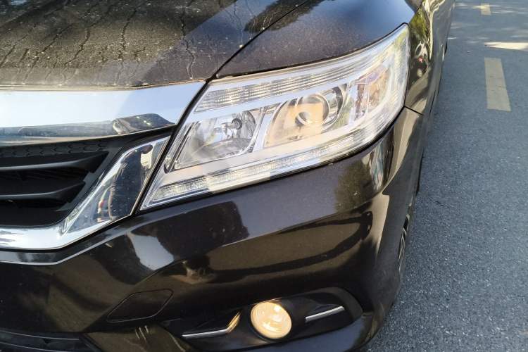 Used Honda Crider 2013 1.8L automatic luxury edition