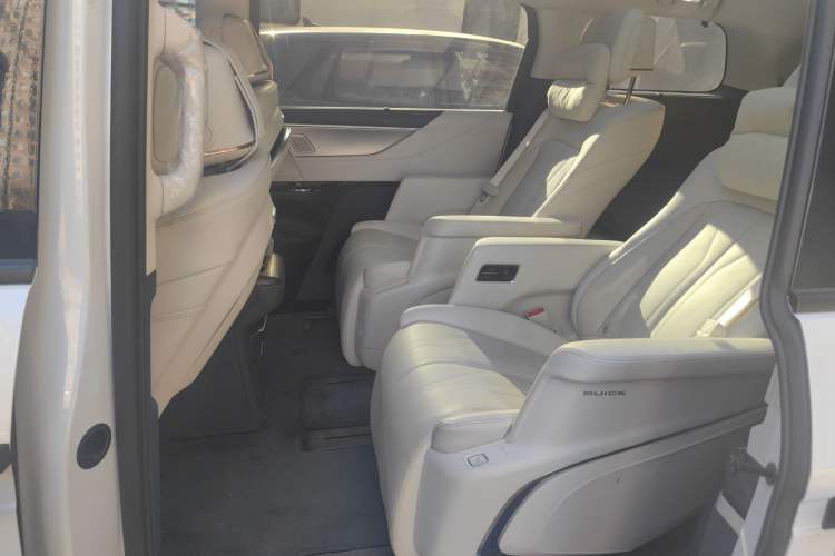 Used Buick GL8 New Energy 2024 Lu Zun Luxury Edition 7-Seater
