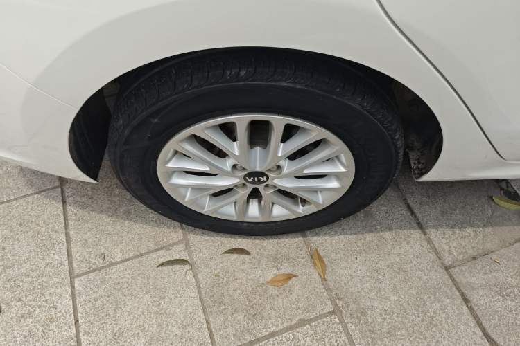 Used Kia K2 2017 Sedan 1.4L Automatic Transmission 15th Anniversary Special Edition GLS