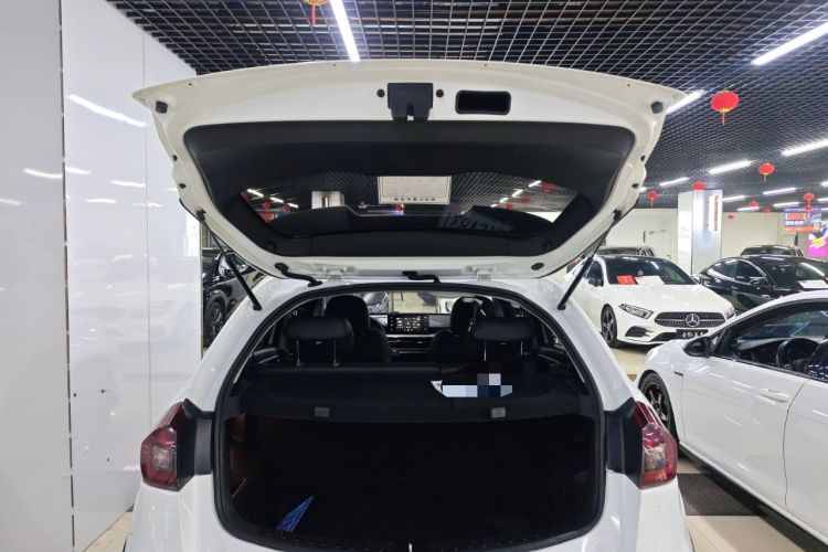 Used Geely Auto Vision X3 2021 PRO 1.5L CVT Deluxe Model Trunk