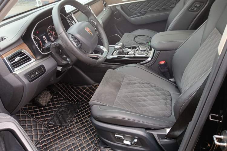 Used Hongqi HS7 2022 2.0T DCT Two-Wheel Drive Smart Connect Flagship Edition Seven Seats Left Front Seat